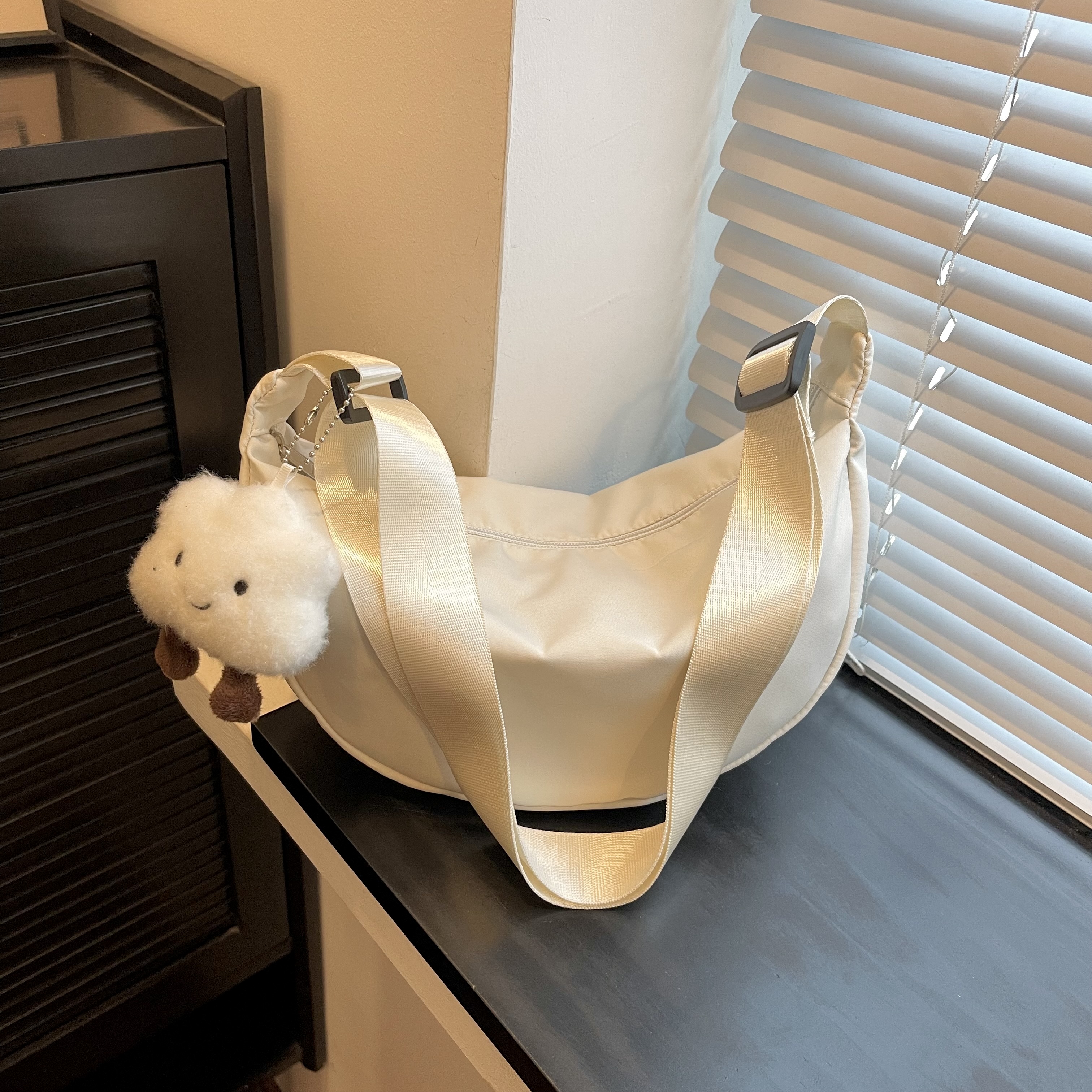 White-Oxford dumpling pack + clouds mounted